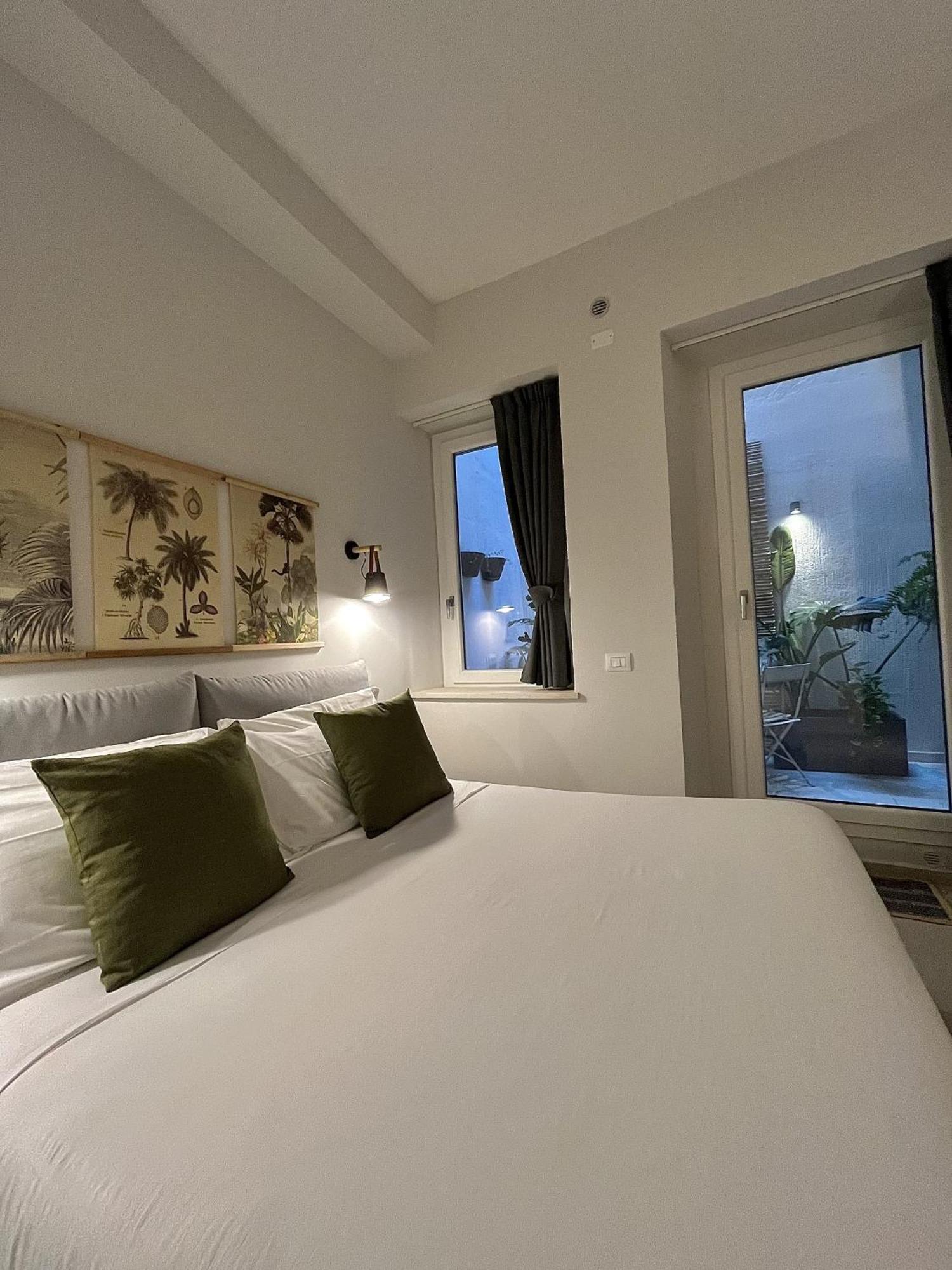 Almari Bed & Breakfast Cagliari Ngoại thất bức ảnh